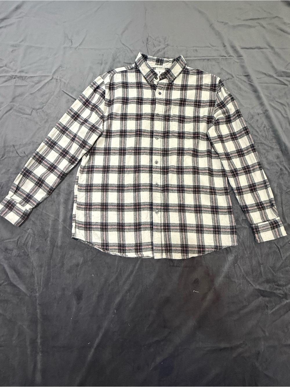 VSTR Premium Men's XL Regular Plaid Flannel Button-Front Shirt Gray Black
Red